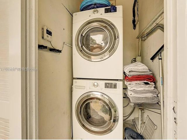 801 E 16th Place, Hialeah, FL 33010