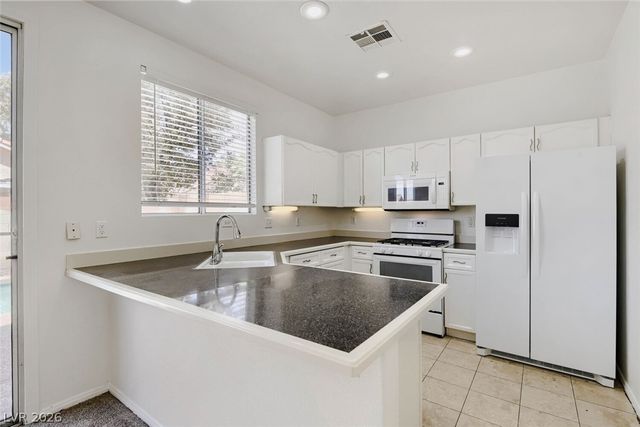 922 Country Skies Avenue, Las Vegas, NV 89123