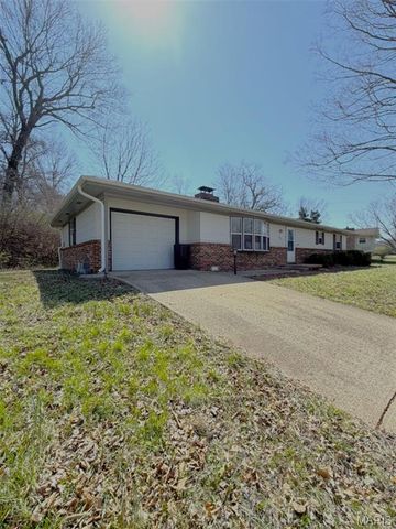 1401 Hull Valley Drive, Waynesville, MO 65583