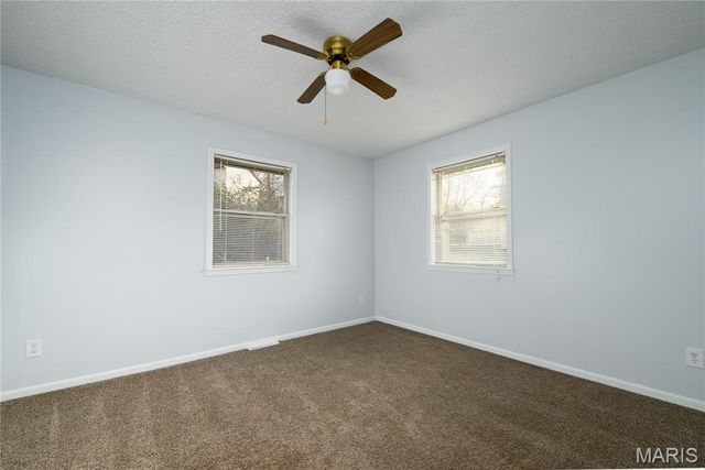 1401 Hull Valley Drive, Waynesville, MO 65583