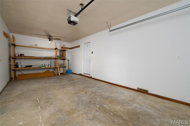 1401 Hull Valley Drive, Waynesville, MO 65583