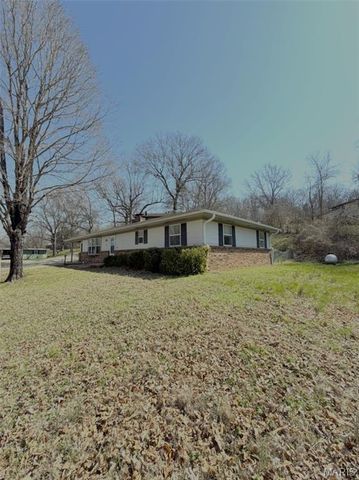 1401 Hull Valley Drive, Waynesville, MO 65583