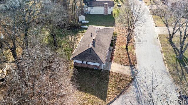 1401 Hull Valley Drive, Waynesville, MO 65583