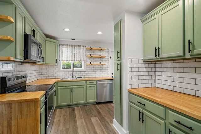 2311 E Rich Ave, Spokane, WA 99207