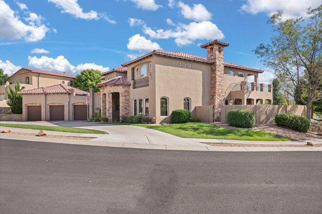 8614 ROYAL GLO Drive NE, Albuquerque, NM 87122
