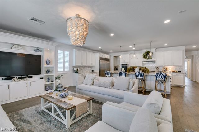 12314 Kings Eagle Street, Las Vegas, NV 89141