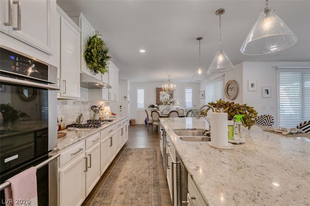 12314 Kings Eagle Street, Las Vegas, NV 89141