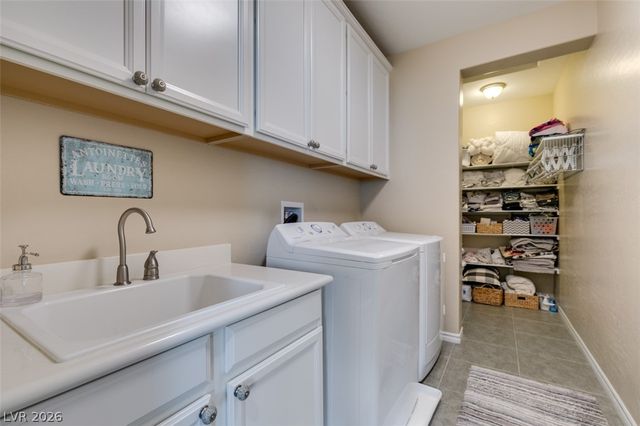 12314 Kings Eagle Street, Las Vegas, NV 89141