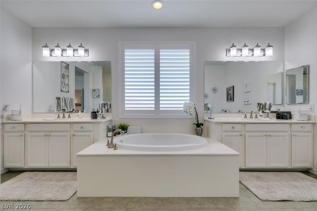 12314 Kings Eagle Street, Las Vegas, NV 89141