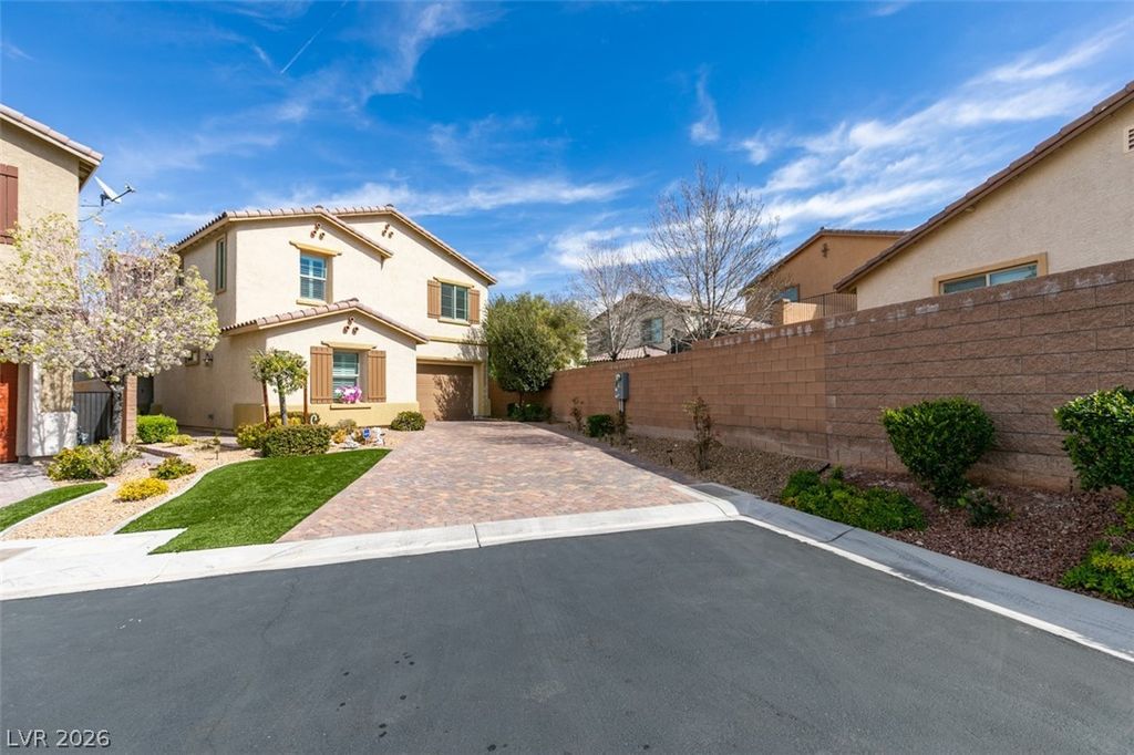 12314 Kings Eagle Street, Las Vegas, NV 89141