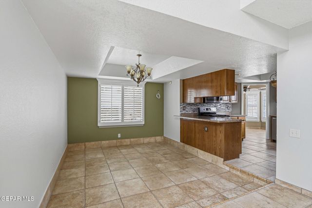 2524 MEMPHIS Avenue, El Paso, TX 79930