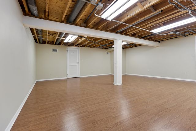 18W088 16th Street, Villa Park, IL 60181