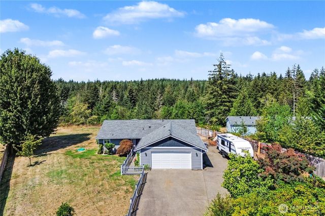 251 E Nikki Lane, Belfair, WA 98528