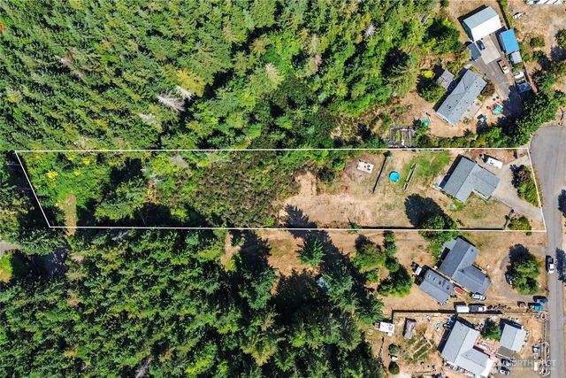 251 E Nikki Lane, Belfair, WA 98528