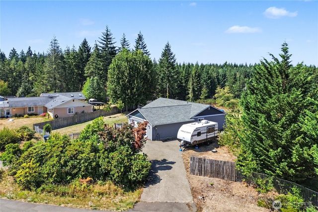 251 E Nikki Lane, Belfair, WA 98528