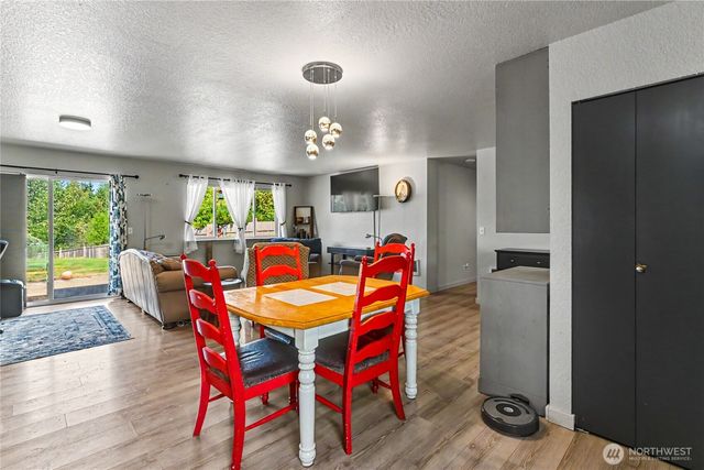 251 E Nikki Lane, Belfair, WA 98528