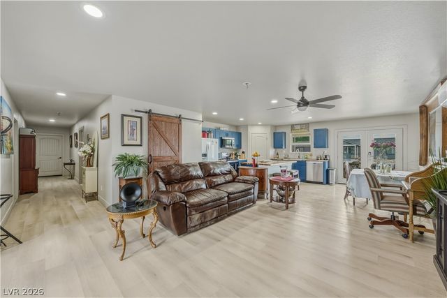 921 West Leffner Drive, Pahrump, NV 89060