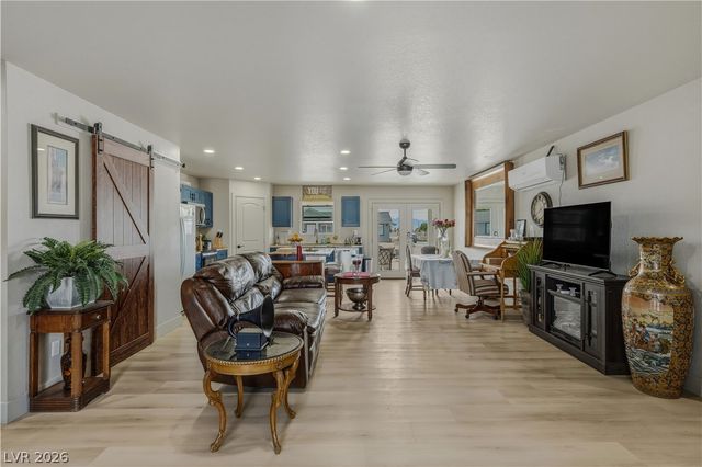 921 West Leffner Drive, Pahrump, NV 89060