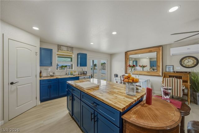 921 West Leffner Drive, Pahrump, NV 89060