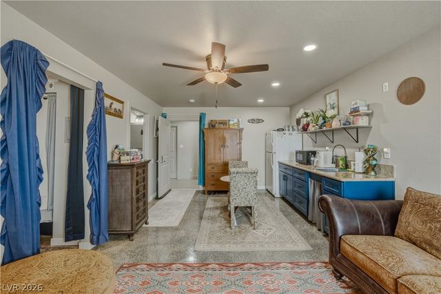 921 West Leffner Drive, Pahrump, NV 89060