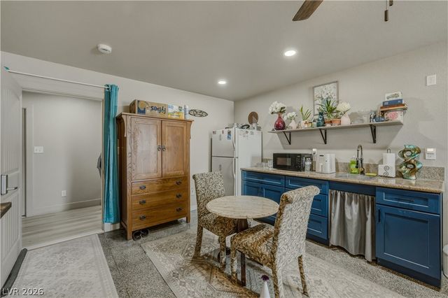 921 West Leffner Drive, Pahrump, NV 89060