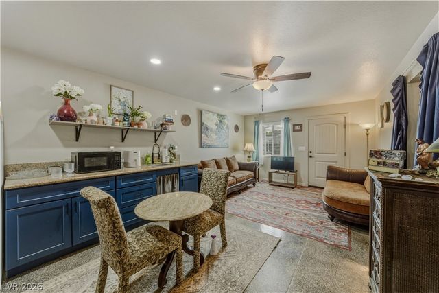 921 West Leffner Drive, Pahrump, NV 89060