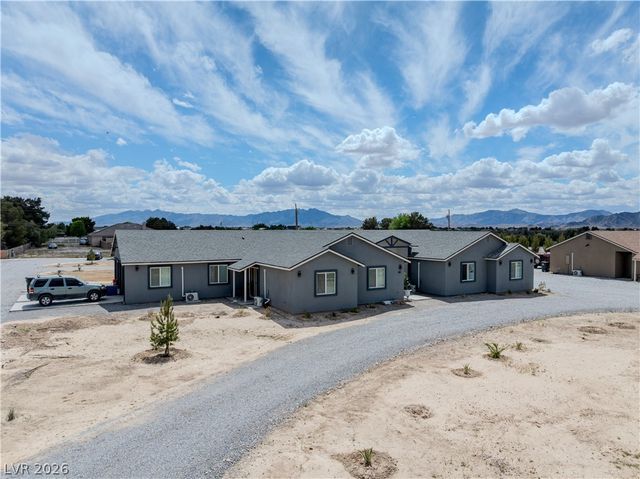 921 West Leffner Drive, Pahrump, NV 89060