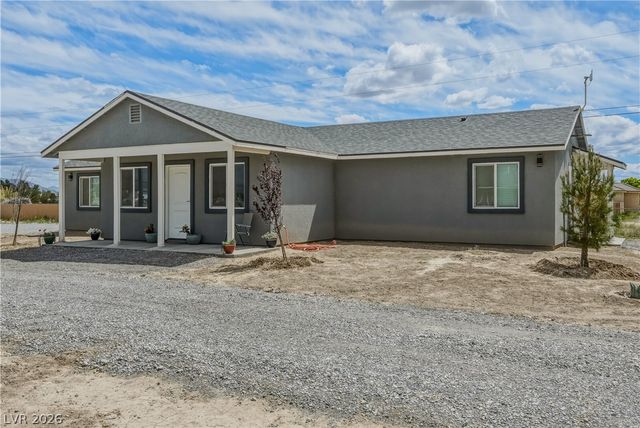 921 West Leffner Drive, Pahrump, NV 89060