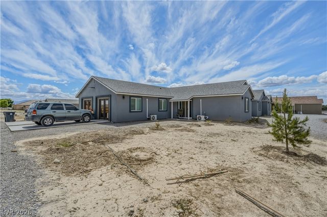 921 West Leffner Drive, Pahrump, NV 89060