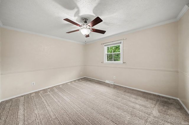 2816 Council Oak Drive, South Bend, IN 46628