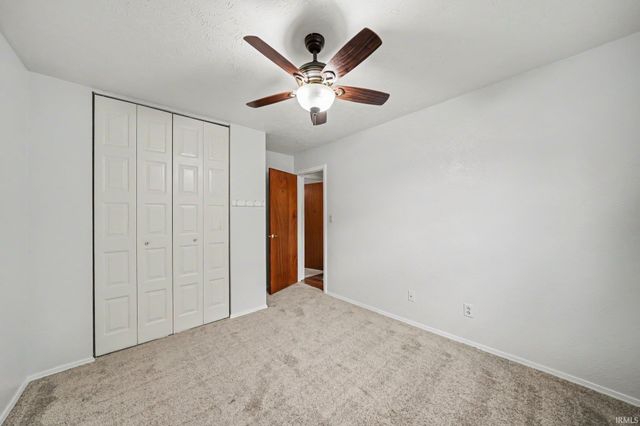2816 Council Oak Drive, South Bend, IN 46628