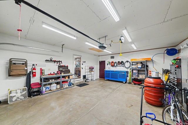 2816 Council Oak Drive, South Bend, IN 46628