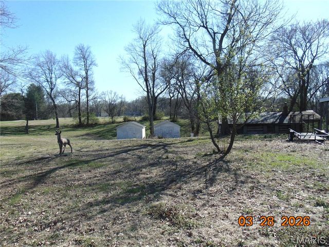 8711 7 Hills Drive, Alton, IL 62002