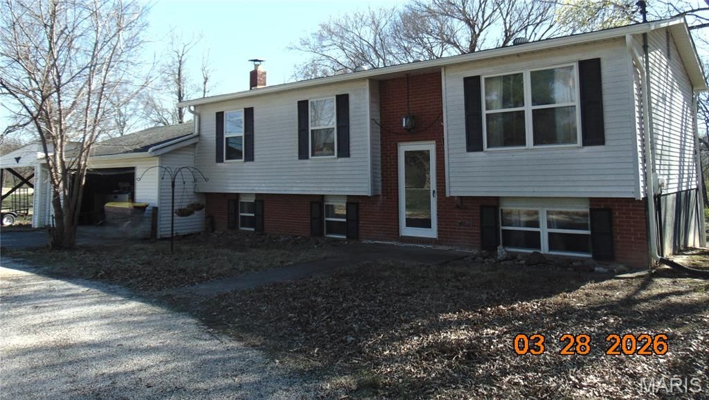 8711 7 Hills Drive, Alton, IL 62002