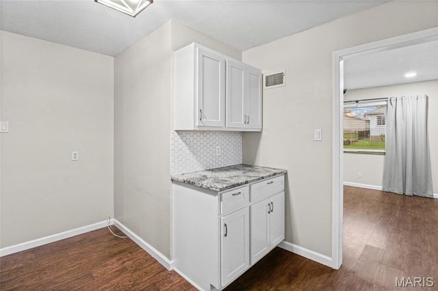904 Erskine Avenue, Unincorporated, MO 63125