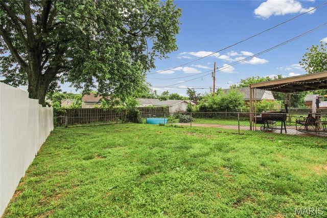 904 Erskine Avenue, Unincorporated, MO 63125