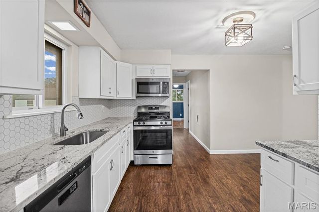 904 Erskine Avenue, Unincorporated, MO 63125