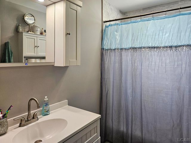 6003 Lake Road, Osseo, MI 49266