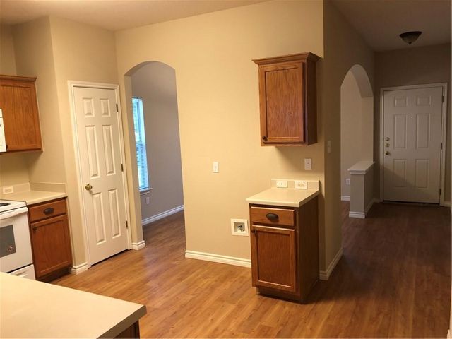 18101 Maxa DR, Manor, TX 78653