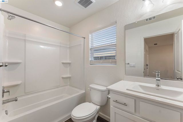 4577 Isabel Ct, Merced, CA 95348
