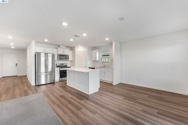 4577 Isabel Ct, Merced, CA 95348