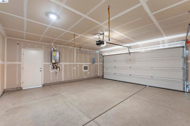4577 Isabel Ct, Merced, CA 95348