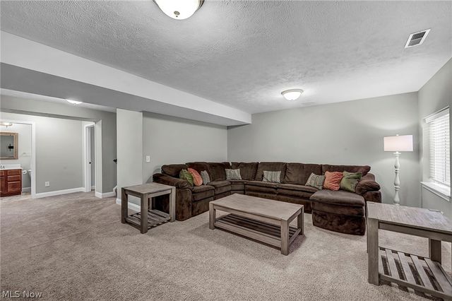 3238 Seven Bridges Road, Medina, OH 44256