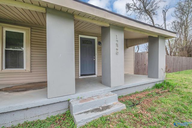 1226 Rison Avenue NE, Huntsville, AL 35801