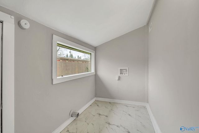 1226 Rison Avenue NE, Huntsville, AL 35801