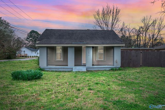 1226 Rison Avenue NE, Huntsville, AL 35801