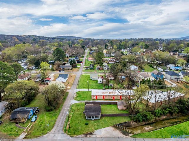 1226 Rison Avenue NE, Huntsville, AL 35801