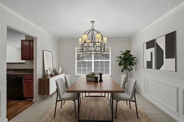385 Kentwood Springs Drive, Hampton, GA 30228