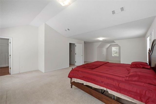 385 Kentwood Springs Drive, Hampton, GA 30228