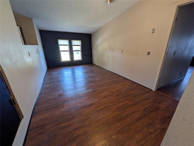 308 Ranch Circle, Enid, OK 73703